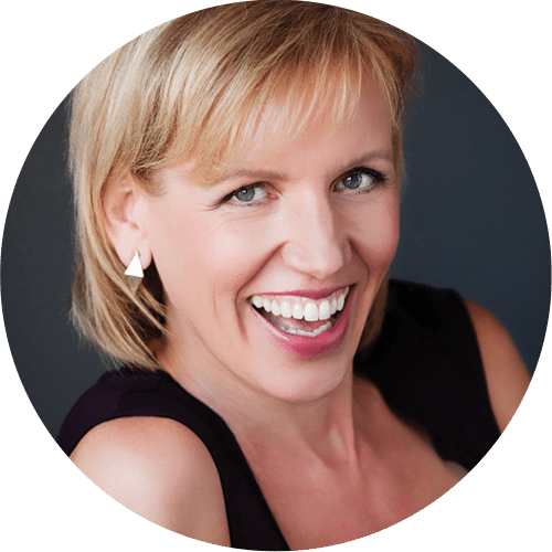 MARI SMITH - Digital Marketing Expert 3